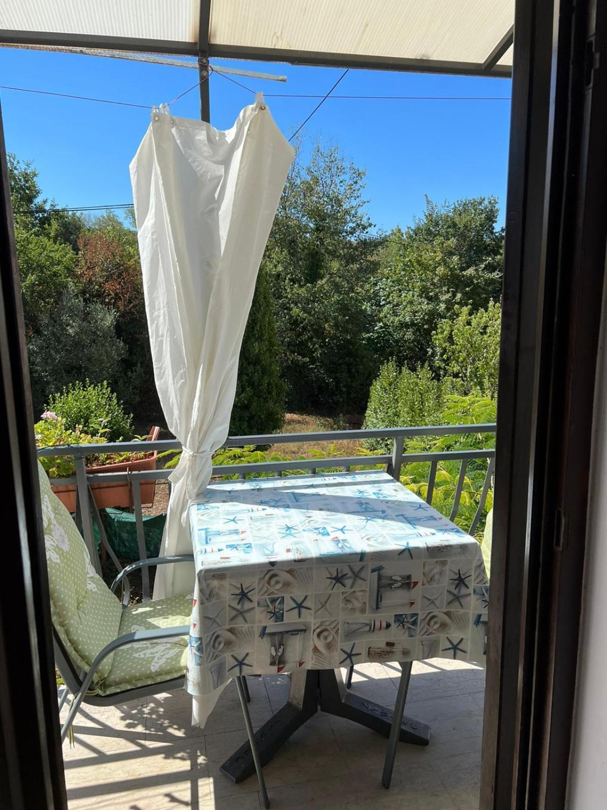 Draga Rooms Njivice Quarto foto